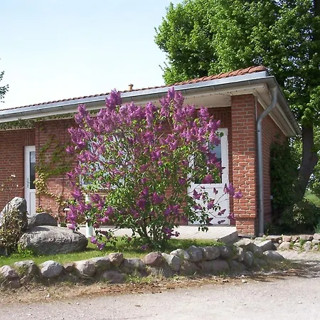 Am Schlosspark Aparthotel 3*