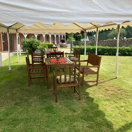 Am Schlosspark Aparthotel Mallin