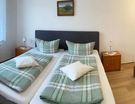Aparthotel Am Schlosspark Mallin
