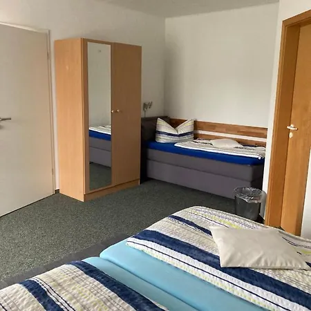 Aparthotel Am Schlosspark 3*