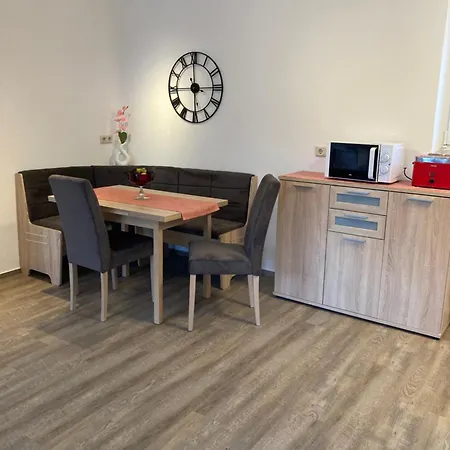 Am Schlosspark Aparthotel 3*